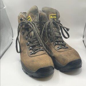 La Sportiva - Classic Brown Hiking Boots - Brown - 10.5